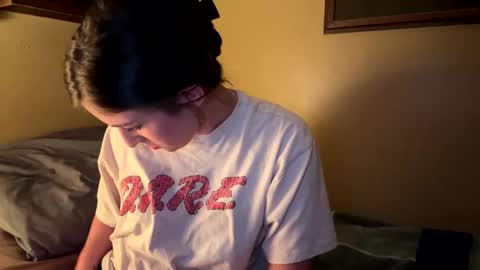 Snapshot of innocentlilsarah chatting on 01-14-26, 09:04 innocentlilsarah online show from 01-14-26, 09:04