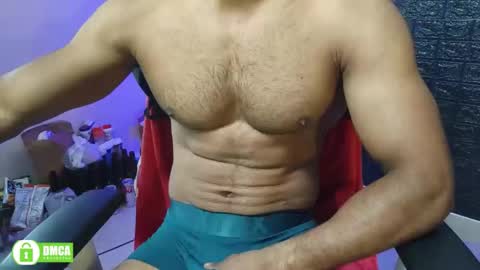 insanestud_miles2 online show from 12-01-25, 05:34