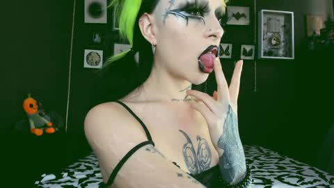   SANIA  online show from 01-15-25, 05:47