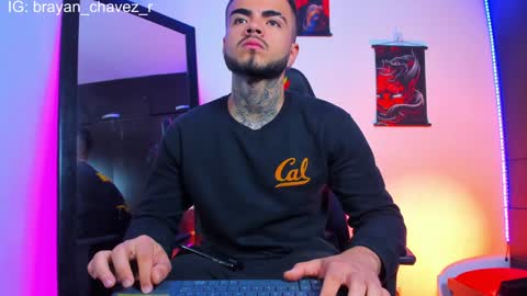 Brayan Chavez online show from 12-31-24, 04:06
