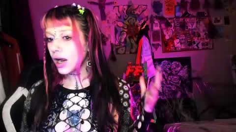 Insunnity666 online show from 04-27-26, 08:40