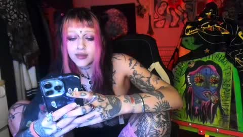 Insunnity666 online show from 05-07-26, 08:03