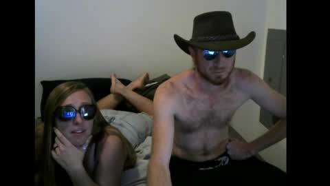 Snapshot of intcouple24 chatting on 09-13-25, 06:02 intcouple24 online show from 09-13-25, 06:02