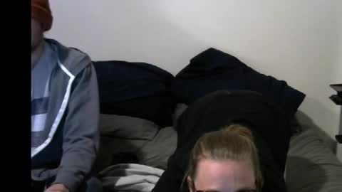 Snapshot of intcouple24 chatting on 10-18-25, 09:54 intcouple24 online show from 10-18-25, 09:54