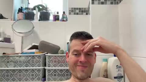 InterestedHun online show from 10-10-25, 08:46