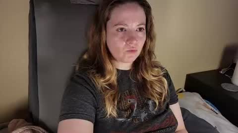 Snapshot of internetfairy_xo chatting on 07-28-26, 11:17 Faye online show from 07-28-26, 11:17