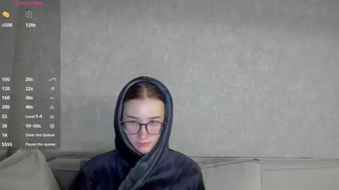 Bernadette  Join  online show from 01-18-26, 06:28