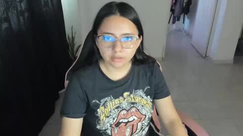 Iris 3 online show from 12-17-24, 07:26