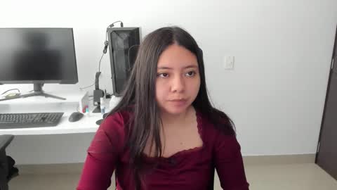 Iris 3 online show from 10-22-25, 02:28