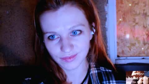 Cassie online show from 10-20-25, 01:33