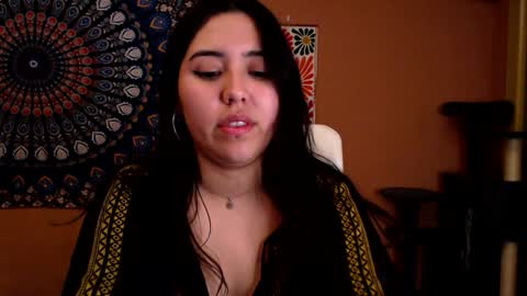 Snapshot of intimatetales chatting on 12-18-24, 06:14 Africa online show from 12-18-24, 06:14