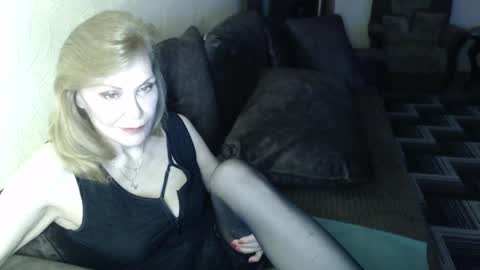 irenalegs online show from 04-27-26, 04:10