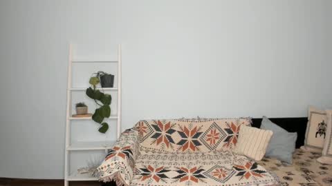 Irene online show from 03-06-25, 11:20