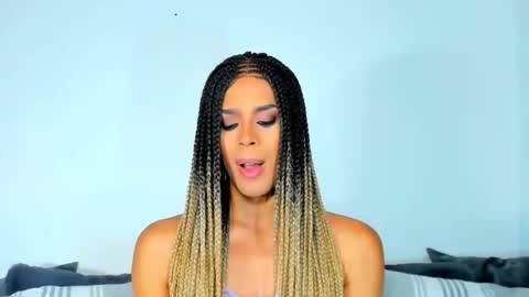 Irene Aguirre online show from 05-14-26, 03:46