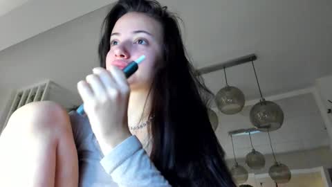 Ir s room online show from 11-26-25, 04:46