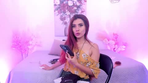 Snapshot of iriis_rosse chatting on 09-21-25, 04:08 Iris Rosse online show from 09-21-25, 04:08