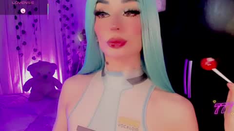 Snapshot of irina_lechera_ chatting on 06-18-26, 09:19 Irina online show from 06-18-26, 09:19