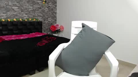 Snapshot of iris_joi chatting on 02-15-25, 05:41 Iirs online show from 02-15-25, 05:41