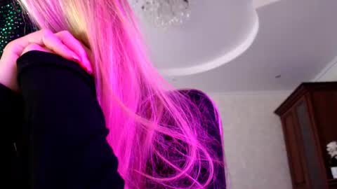 Lily online show from 07-28-26, 02:13