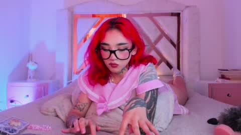 Snapshot of iris_magic_ chatting on 04-20-26, 03:15 Iris online show from 04-20-26, 03:15