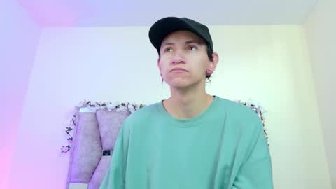 Iris online show from 03-14-26, 05:18