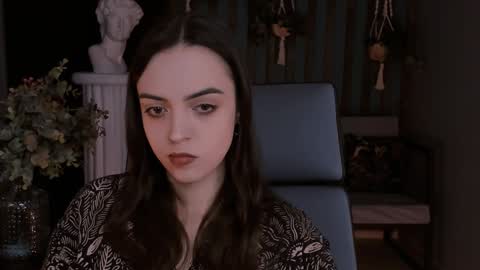 Iris online show from 12-12-24, 01:28