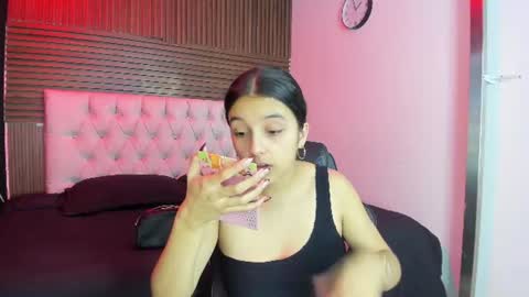 Iris Fyre  online show from 06-11-26, 12:25