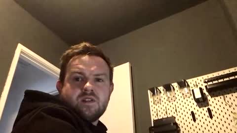 Snapshot of irish_hound_taste_me chatting on 01-20-25, 03:07 irish_hound_taste_me online show from 01-20-25, 03:07