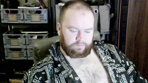 twitter theirishman205 online show from 12-23-24, 08:22