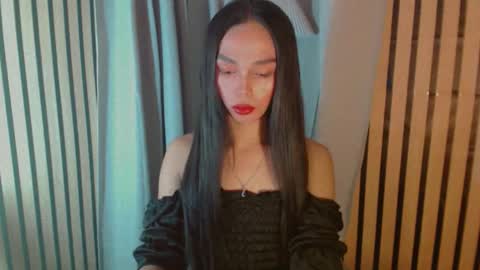 IRISH AND TRIXIE online show from 03-18-26, 02:37