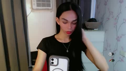 IRISH AND TRIXIE online show from 04-02-26, 02:53