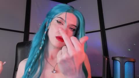 Miss Iris Fansly Miss Iris new inst.  online show from 12-27-24, 07:29