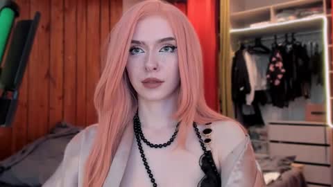 Miss Iris Fansly Miss Iris new inst.  online show from 03-09-25, 01:26