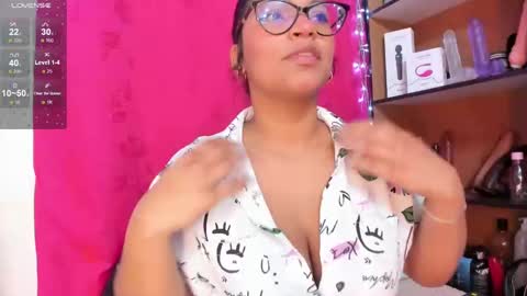 Snapshot of iriss_25 chatting on 01-28-25, 12:22 iris online show from 01-28-25, 12:22