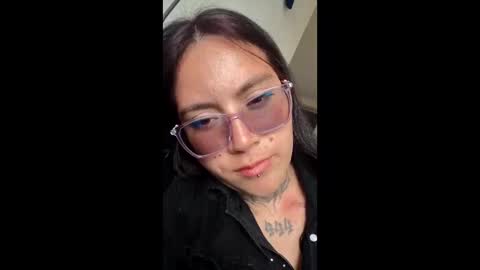 Snapshot of iriss_cardenas chatting on 02-08-26, 08:23 iriss_cardenas online show from 02-08-26, 08:23