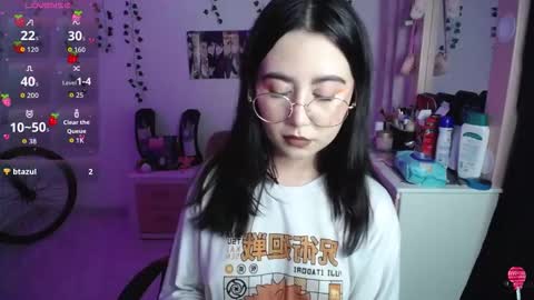 Snapshot of iriss_sky chatting on 11-26-25, 05:08 Iris online show from 11-26-25, 05:08