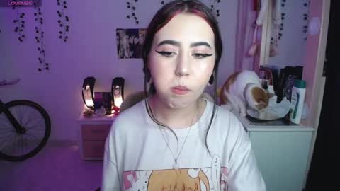 Snapshot of iriss_sky chatting on 01-06-26, 04:38 Iris online show from 01-06-26, 04:38