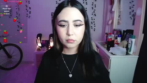 Snapshot of iriss_sky chatting on 01-08-26, 05:32 Iris online show from 01-08-26, 05:32