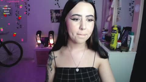 Snapshot of iriss_sky chatting on 01-10-26, 04:25 Iris online show from 01-10-26, 04:25