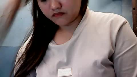 Snapshot of irisshinn chatting on 07-12-26, 07:27 irisshinn online show from 07-12-26, 07:27