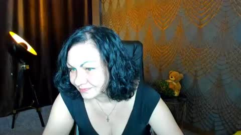Iris online show from 07-14-26, 06:13