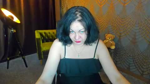 Iris online show from 07-18-26, 06:12