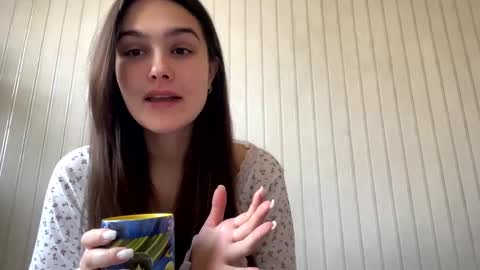 Snapshot of irisss31 chatting on 03-05-25, 08:00 irisss31 online show from 03-05-25, 08:00