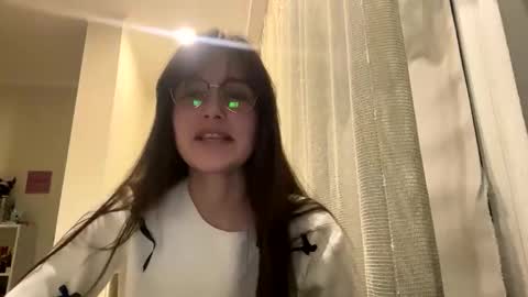 Snapshot of irisss31 chatting on 03-09-26, 07:51 irisss31 online show from 03-09-26, 07:51