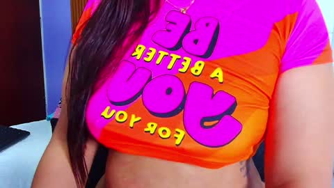 Sandy  online show from 02-07-25, 03:19