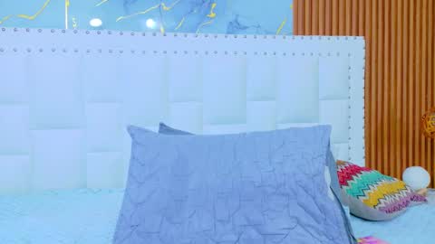 Sandy  online show from 11-21-25, 12:48