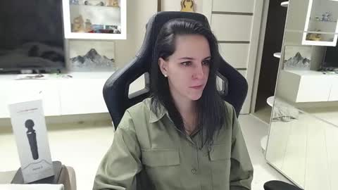 Irwi Tomboy online show from 02-23-25, 07:38