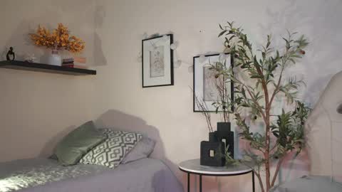 isa_____ online show from 05-13-26, 12:19