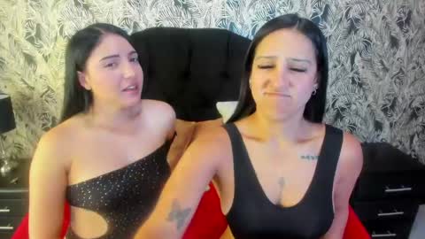 Isa and Natasha online show from 04-10-26, 01:38