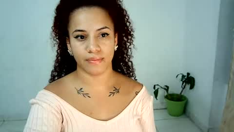 isa_bellaxx23 online show from 06-30-26, 03:40